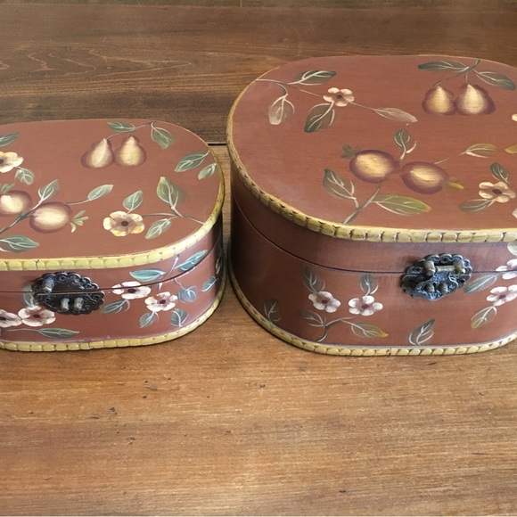 2 Vintage Hand Painted, wood, metal hinges, velvet lined, nestling boxes, flower - Picture 2 of 15